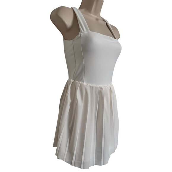 Varley Carina Minidress Size XS Removable Padded Shelf Bra White Pickleball Tenn - Picture 10 of 16